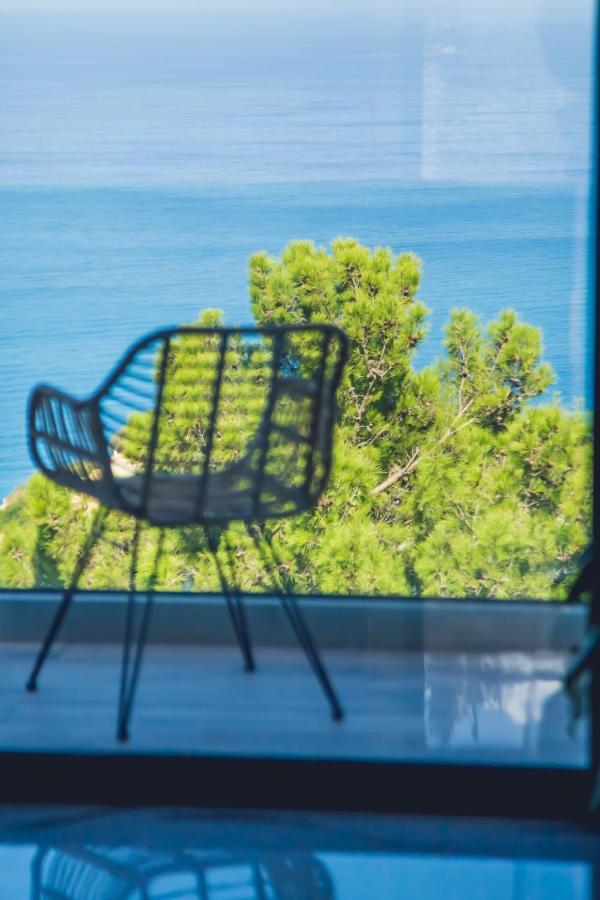Villa Fabiana Kalamítsi エクステリア 写真