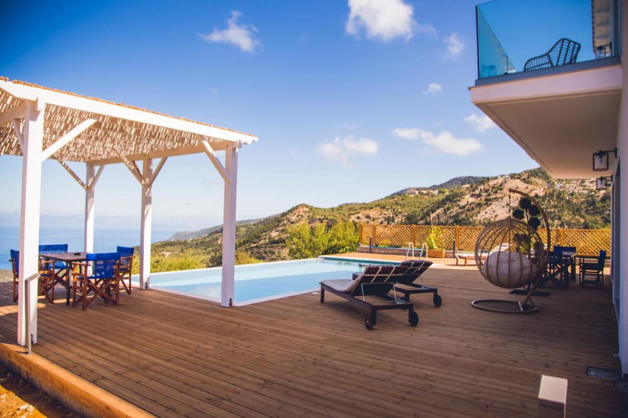 Villa Fabiana Kalamítsi エクステリア 写真