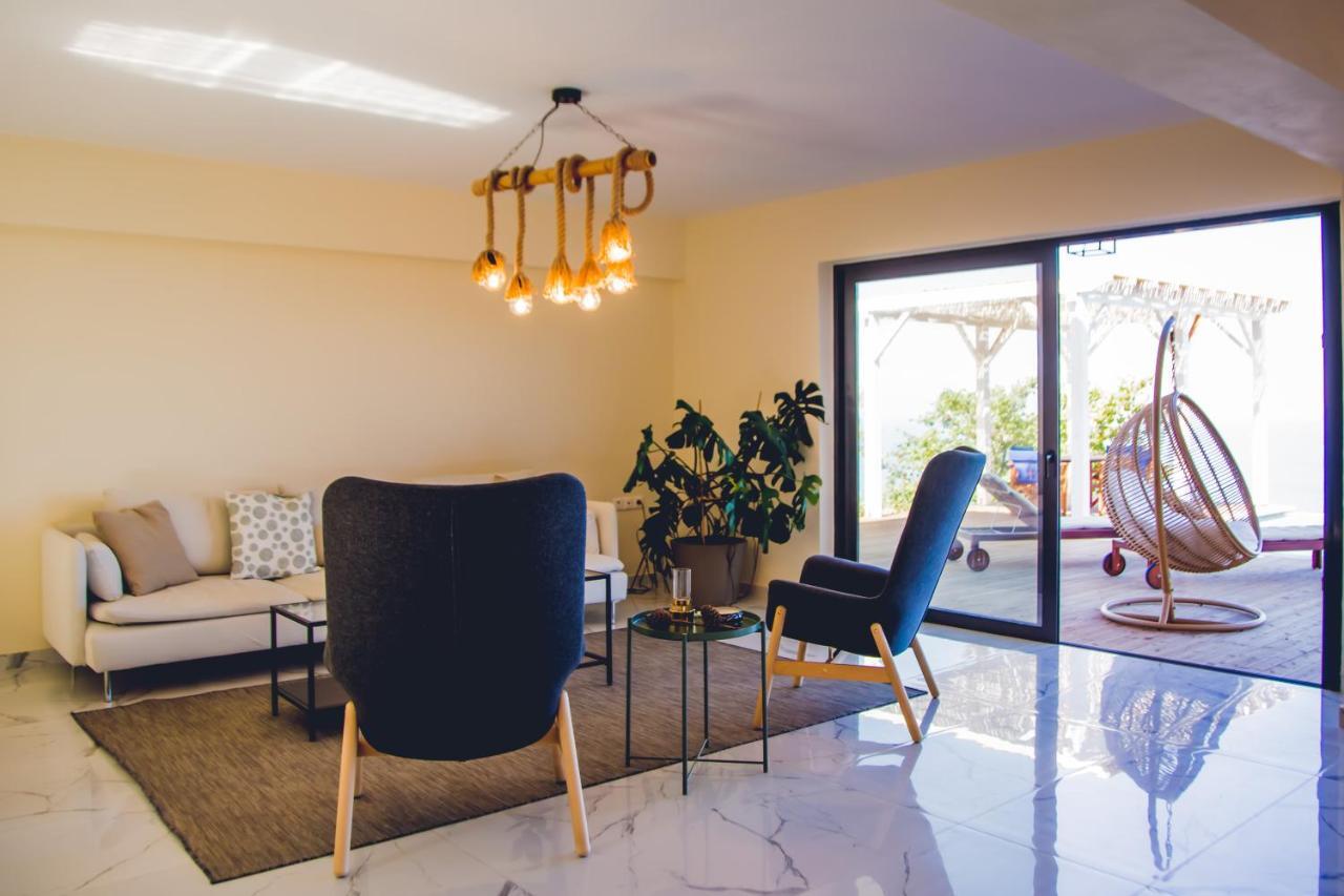 Villa Fabiana Kalamítsi エクステリア 写真