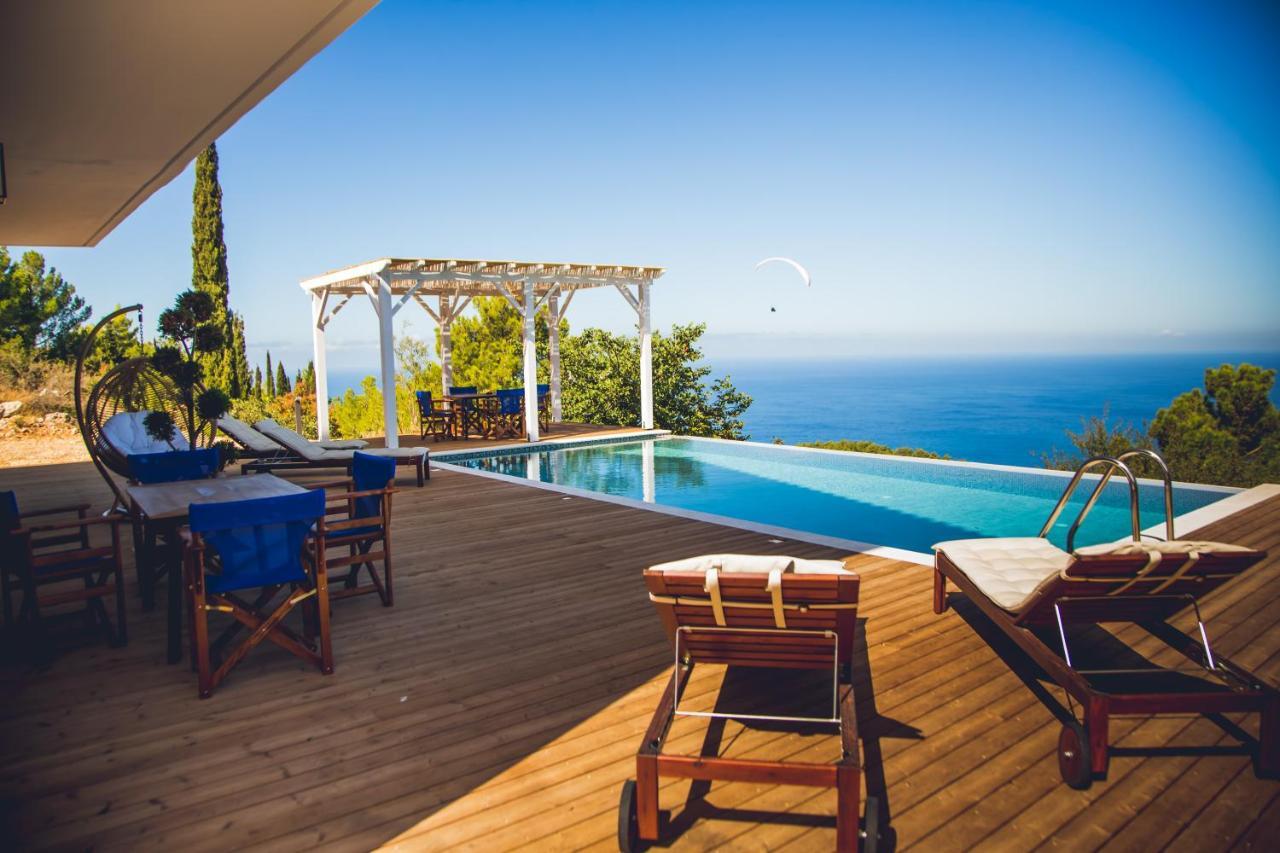 Villa Fabiana Kalamítsi エクステリア 写真